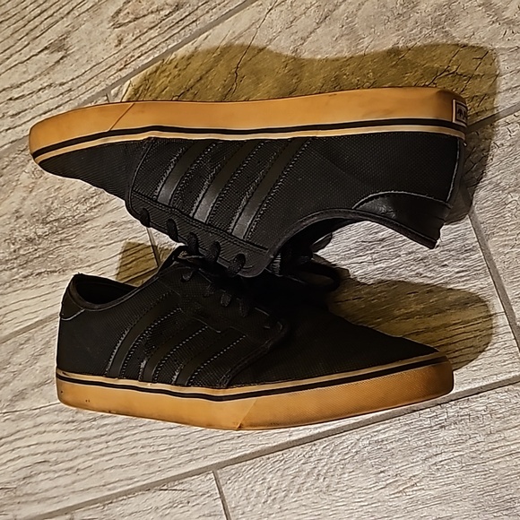 Adidas Sneakers - Picture 5 of 8